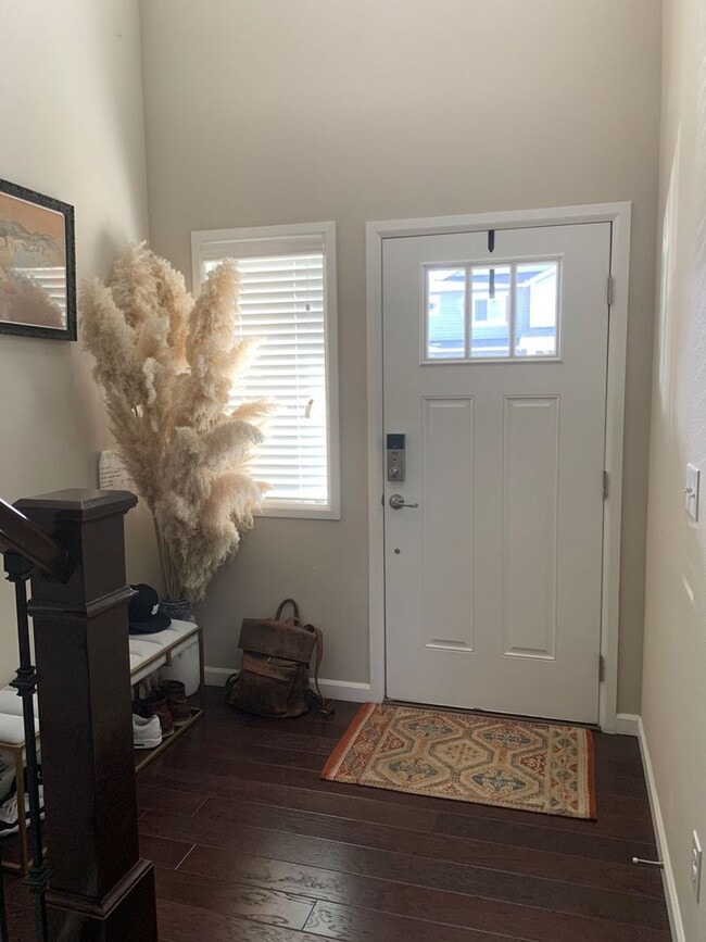 Building Photo - Northshore, Bothell, Millcreek 4 bedroom Home Special offer!