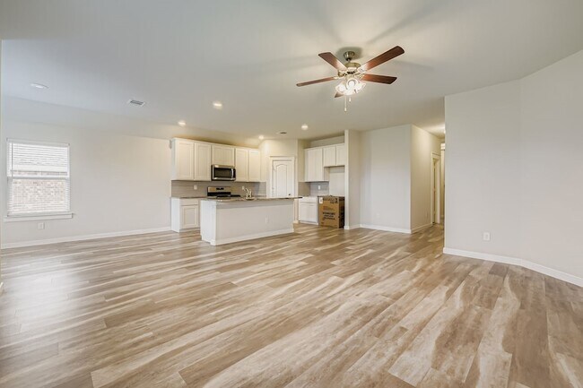 Building Photo - 6132 True Vine Rd