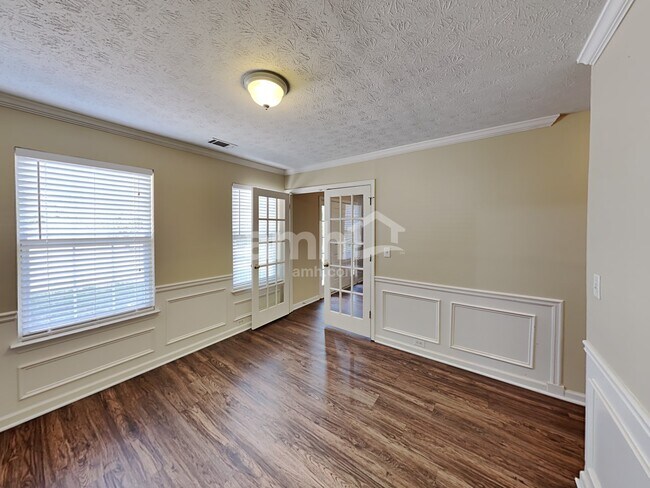 Building Photo - 6435 Raleigh St