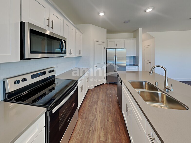 Building Photo - 4845 Colossal Star St