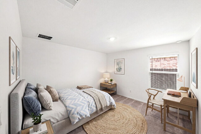 Building Photo - Ready NOW! Greenbelt Wooded Views