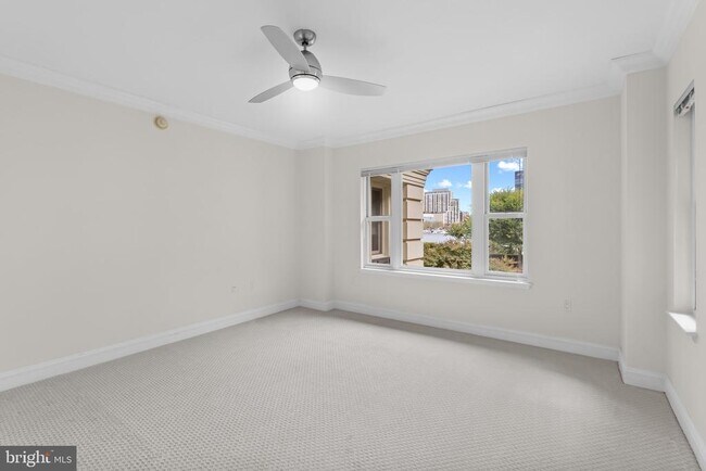 Building Photo - 801 Key Hwy