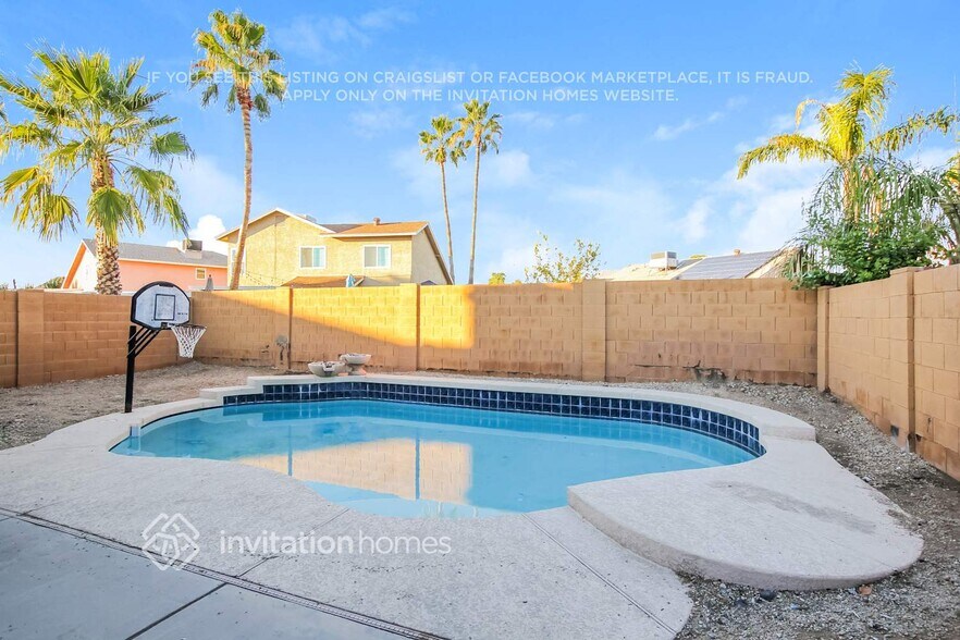 Building Photo - 1502 E Rosemonte Dr