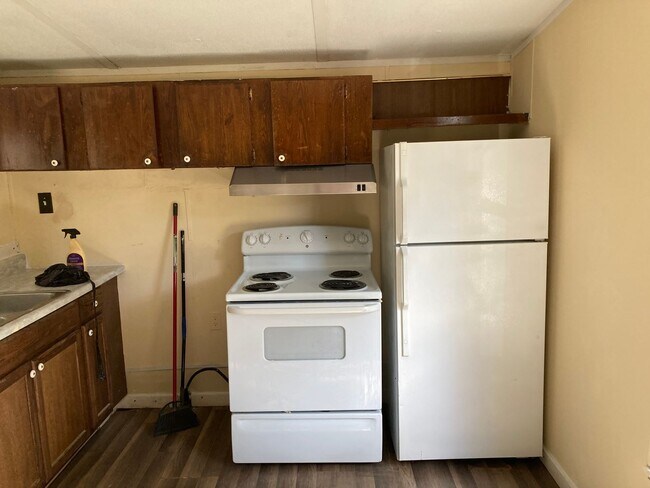 Building Photo - New Home Available! Rent this 2 Bedroom Home in Beech Island!