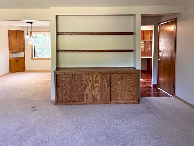 Building Photo - 1663 N 116th St