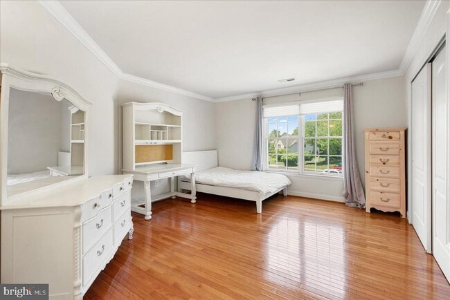 Building Photo - 10243 Brittenford Dr