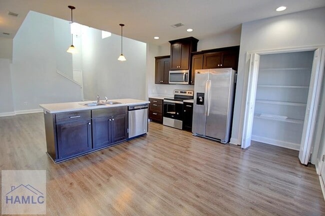 Building Photo - 14 Gambrell Rd