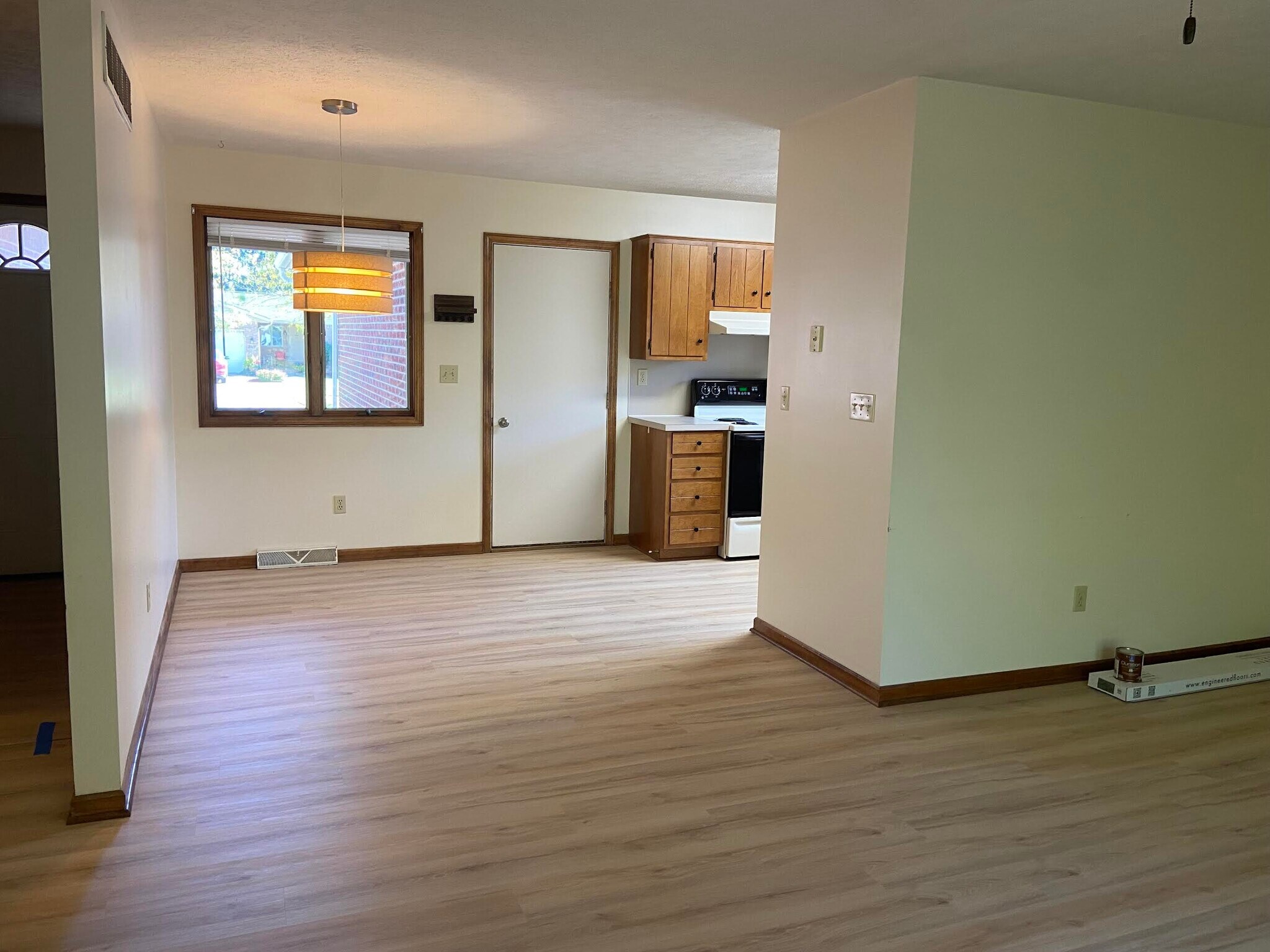 Building Photo - 2812 Eastwood Dr