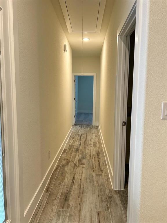 Building Photo - 420 Parkline Dr