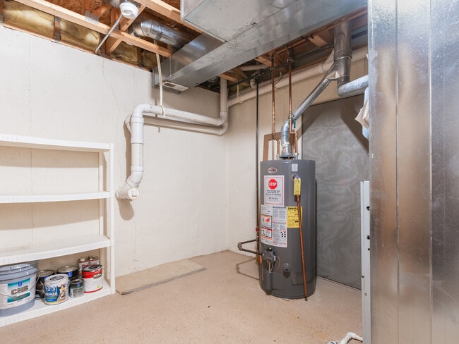 Building Photo - 2295 Stoughton Dr