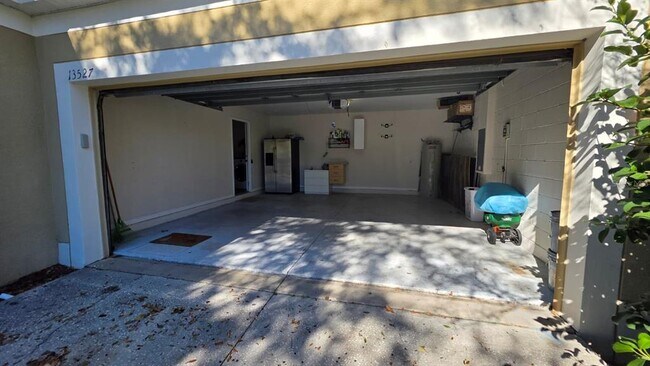 Building Photo - 13527 Misarden Ln