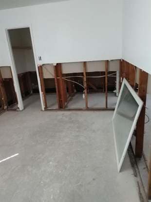 Building Photo - 15610 Stoney Fork Dr