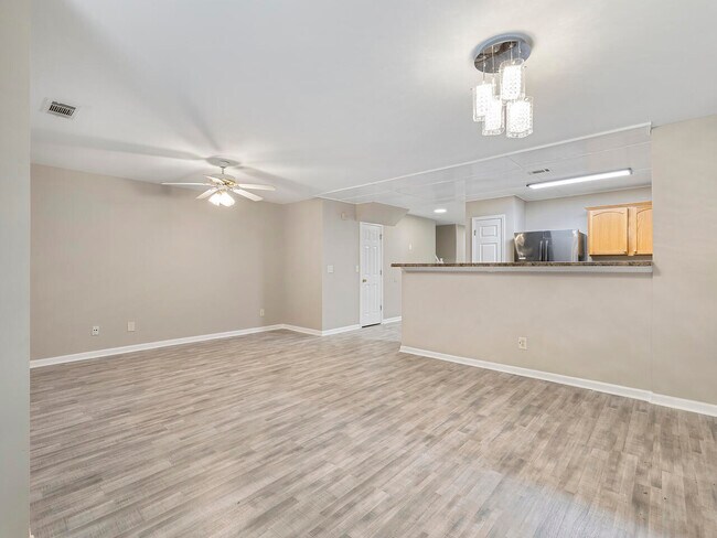 Building Photo - 1465 Maple Valley Ct