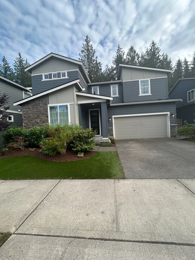 Building Photo - Spacious 4 Bed / 3.5 Bath Home in Easton C...