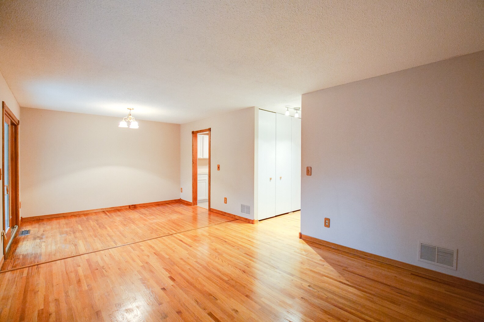 Building Photo - 12115 Drake St NW