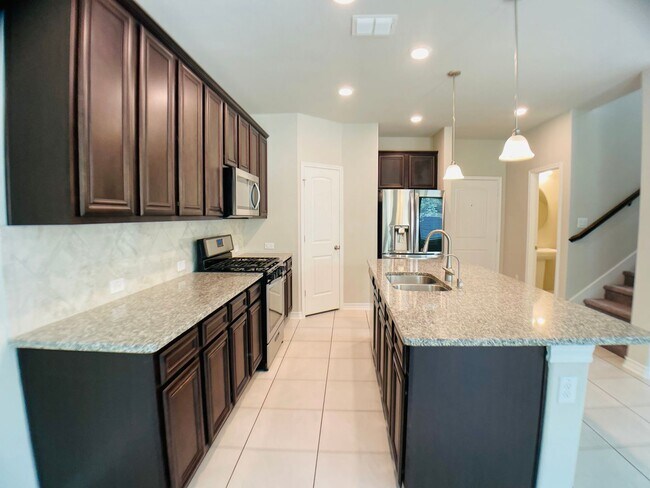 Building Photo - Charming Nestled Home near 281 and 1604