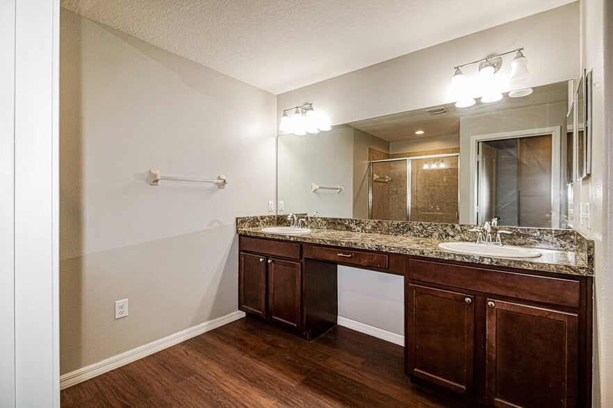 Building Photo - 18408 Waydale Loop