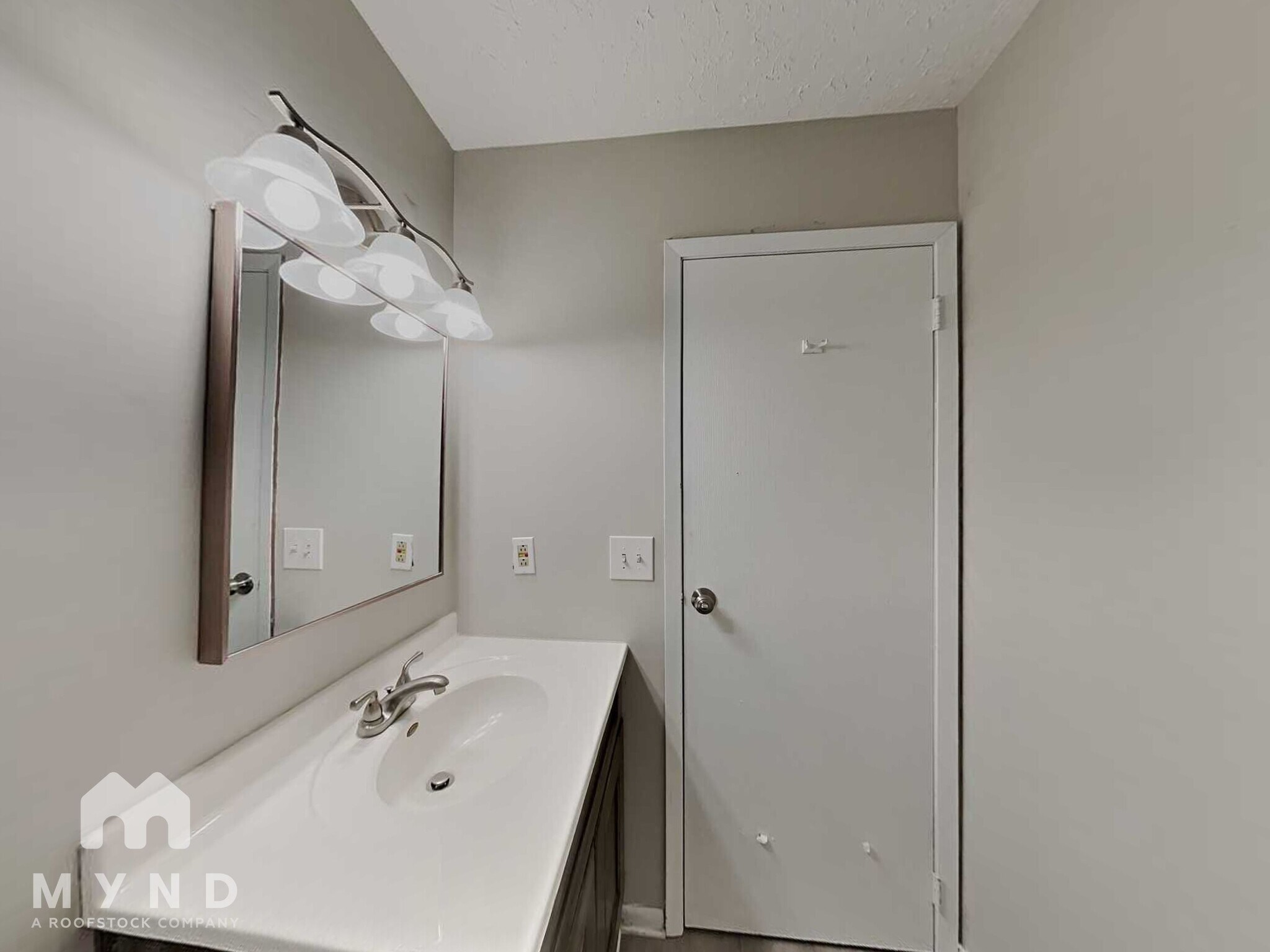 Building Photo - 5907 Dunseth Ct