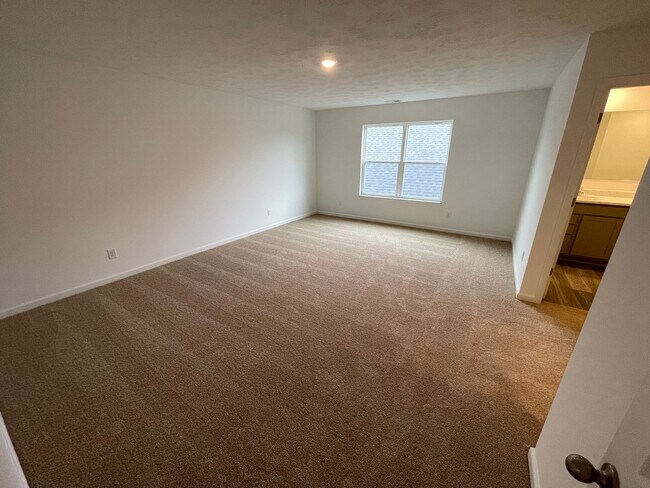 Building Photo - New Home East Jefferson For Rent