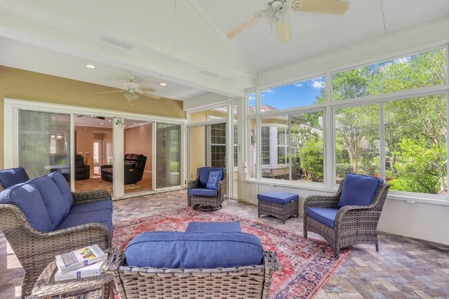 Building Photo - "Charming 2 Bed, 2 Bath with Den Rental Home in Sun City, SC - Spacious and Inviting!"