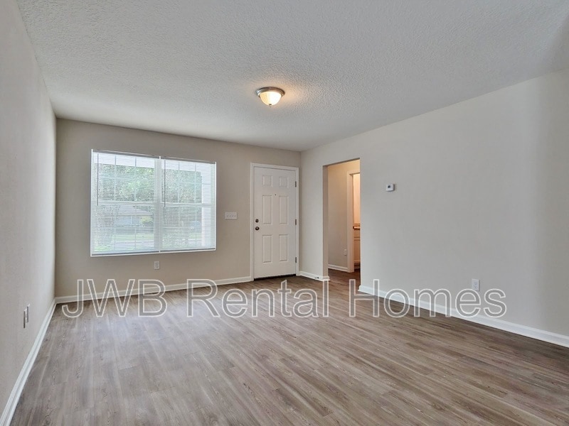 Building Photo - 2271 W 23rd St