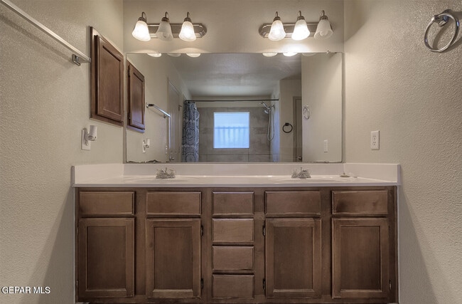 Building Photo - 14284 Tierra Yamila Ln