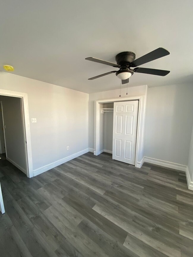 Building Photo - Section 8 Welcome! Newly renovated three bedroom, one bath