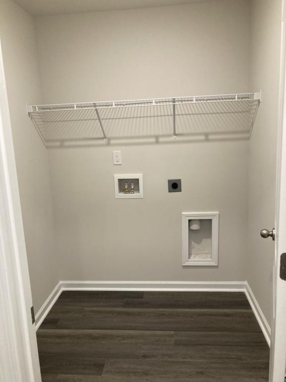Building Photo - 129 Kings Acre Ct