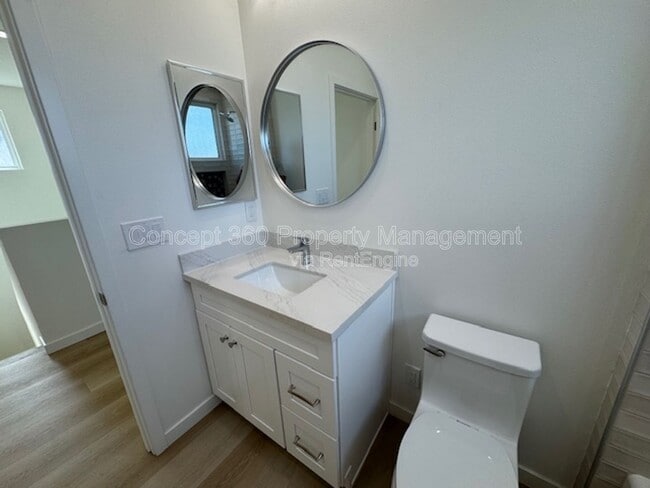 Building Photo - 6168 Briercrest Ave