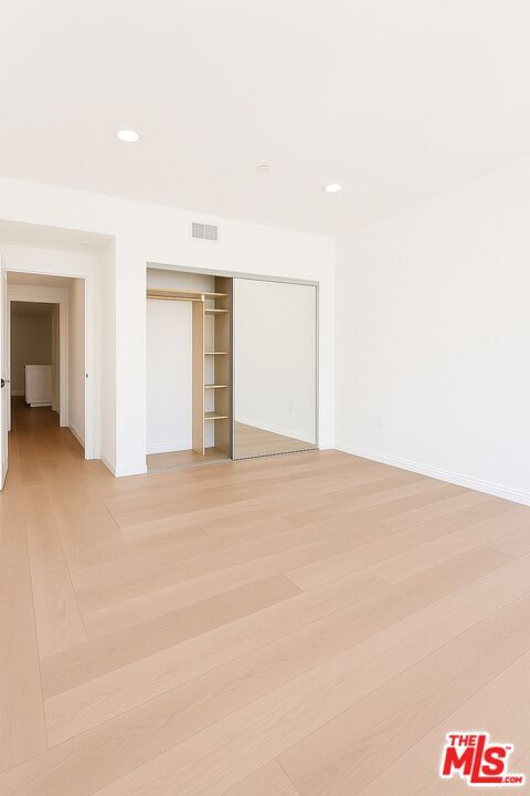 Building Photo - 1146 Hacienda Pl
