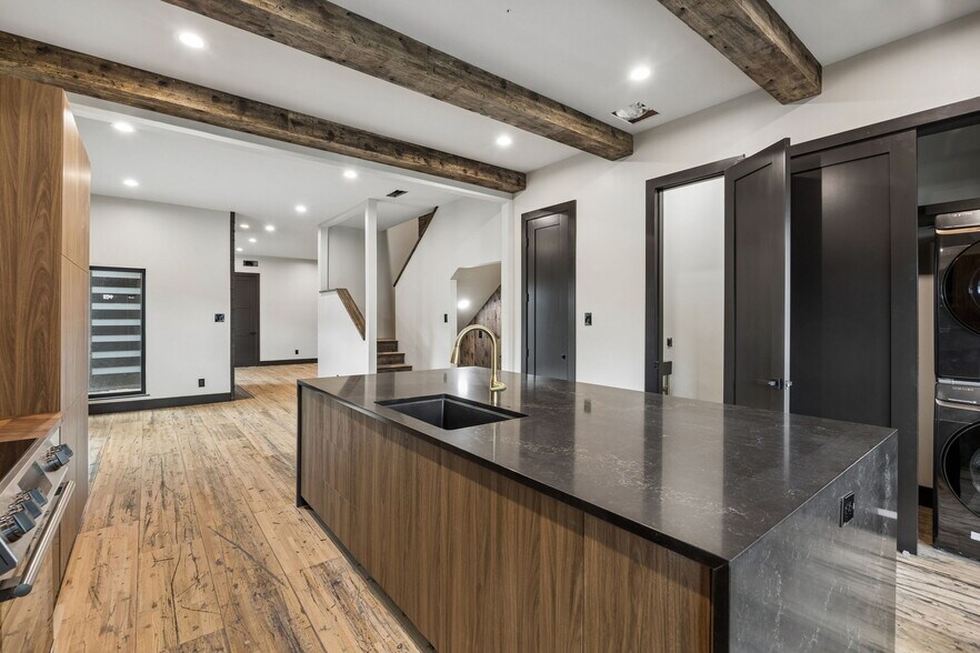 Building Photo - 3414 Asbury St
