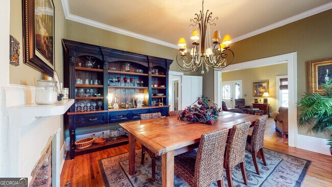 Building Photo - 351 Seavy St