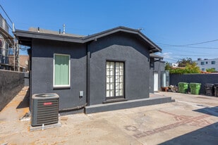 Building Photo - 3201 W 18th St