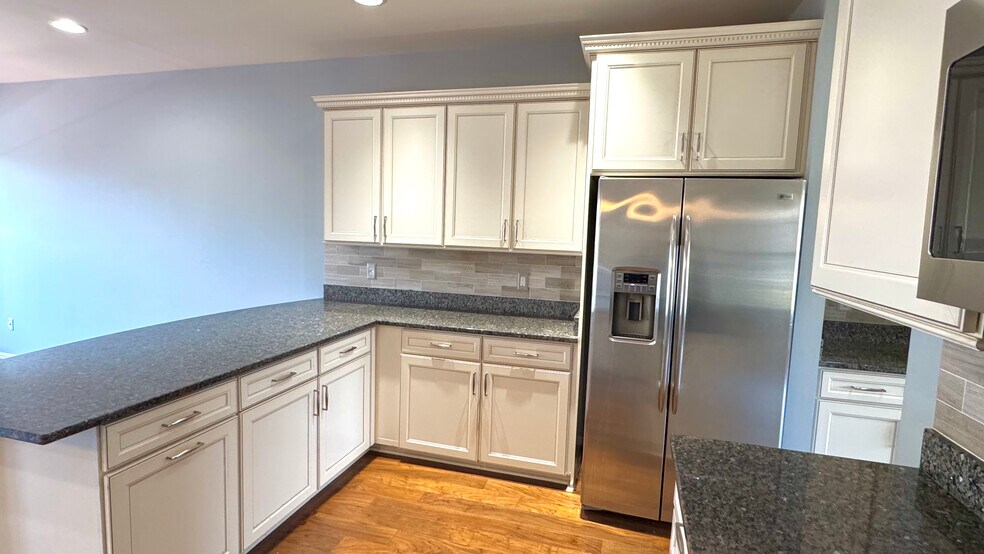 Building Photo - 25351 Wakestone Park Ter