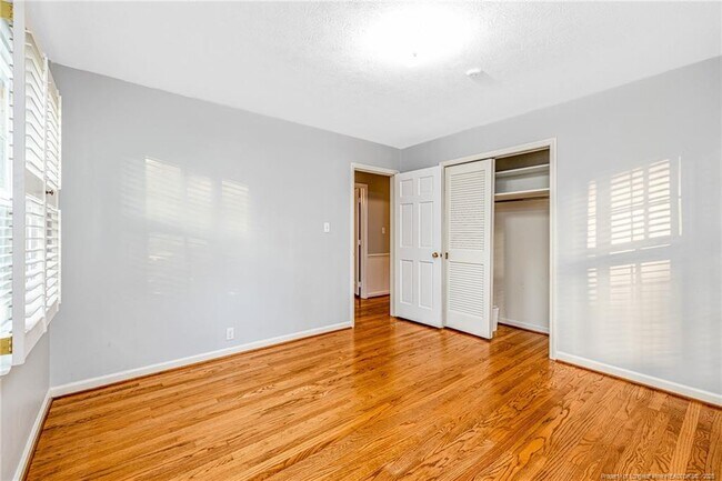 Building Photo - 2818 Millbrook Rd