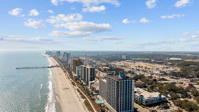 Building Photo - 414 28th Ave N