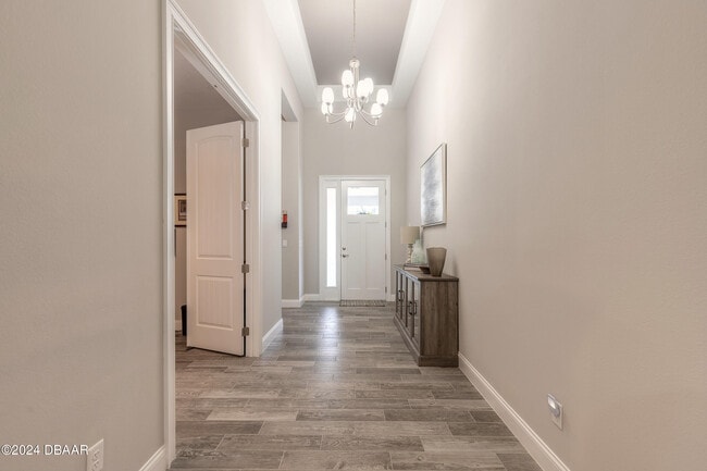 Building Photo - 205 Cyan Ave