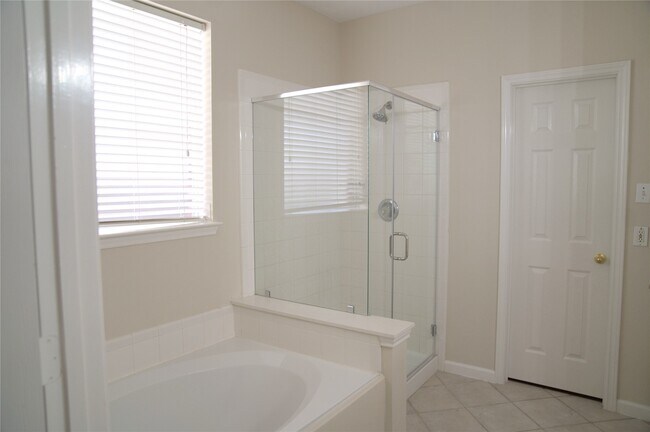 Building Photo - 4107 Amber Trace Ct