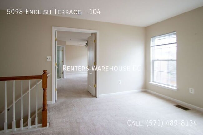 Building Photo - 5098 English Terrace