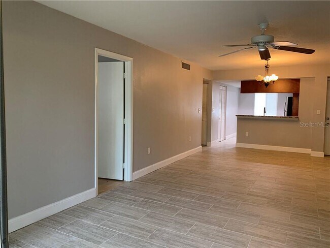 Building Photo - 208 Palmetto Ct