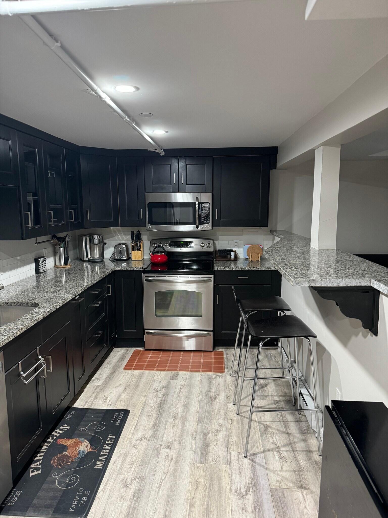 Kitchen - 171 Foster St