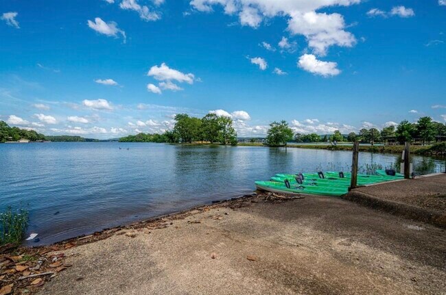 Building Photo - 5371 Central Ave