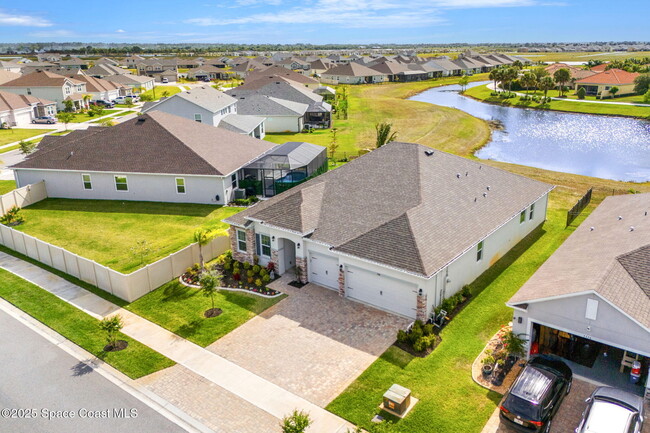 Building Photo - 3520 Rixford Way