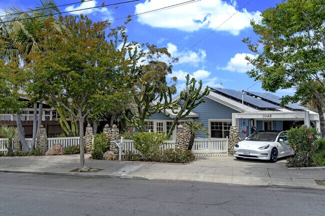 Building Photo - 1072 Johnson Ave