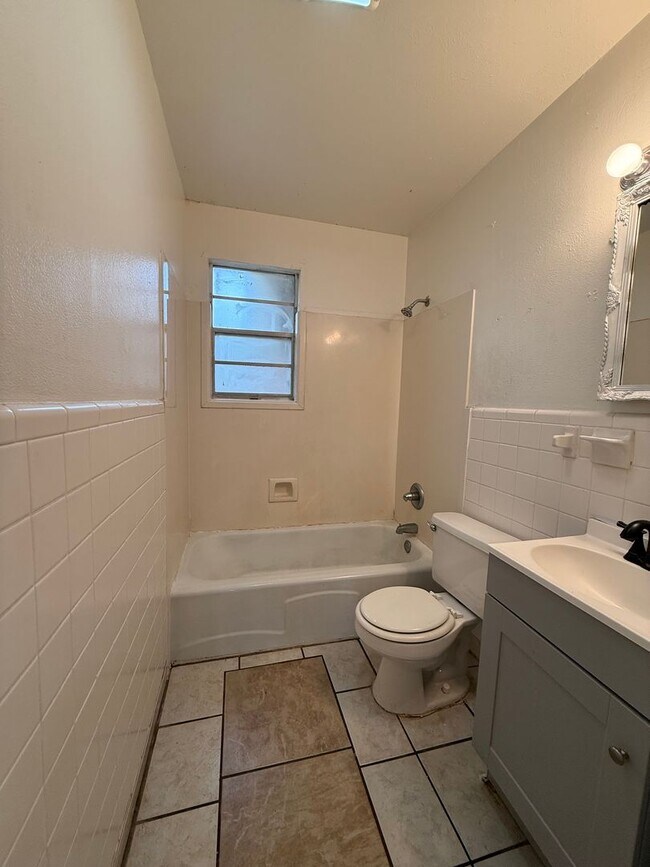 Building Photo - Room To Stretch