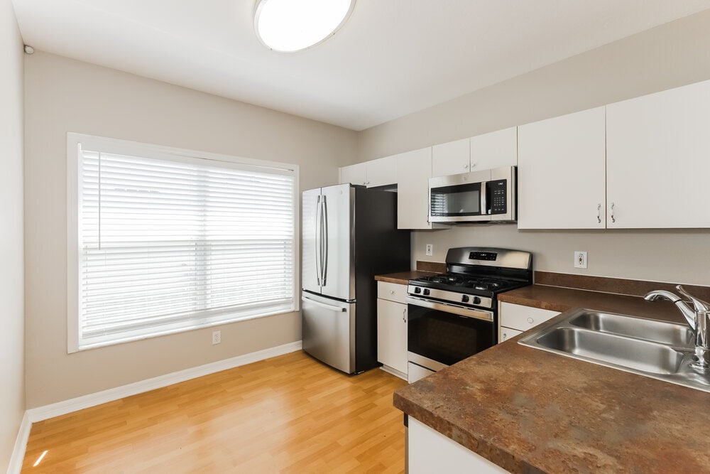 Building Photo - 10808 Shasta Ct