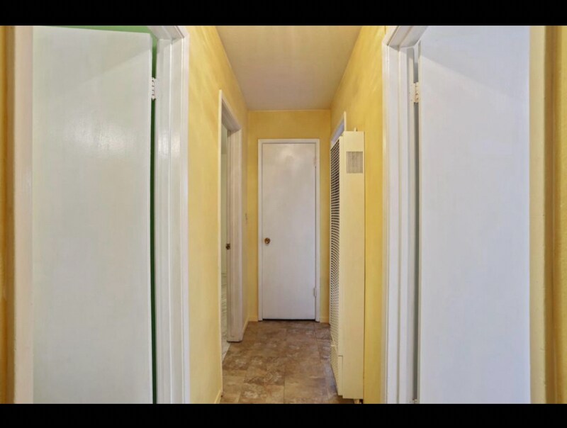 Building Photo - 2025 Ellison Dr