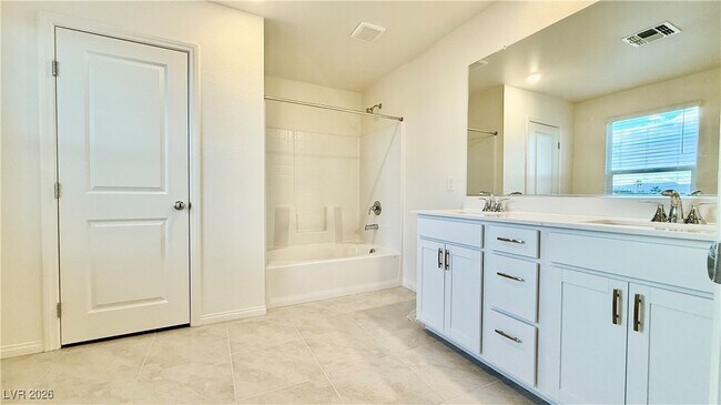 Building Photo - 3119 Magnolia Rnch Ave