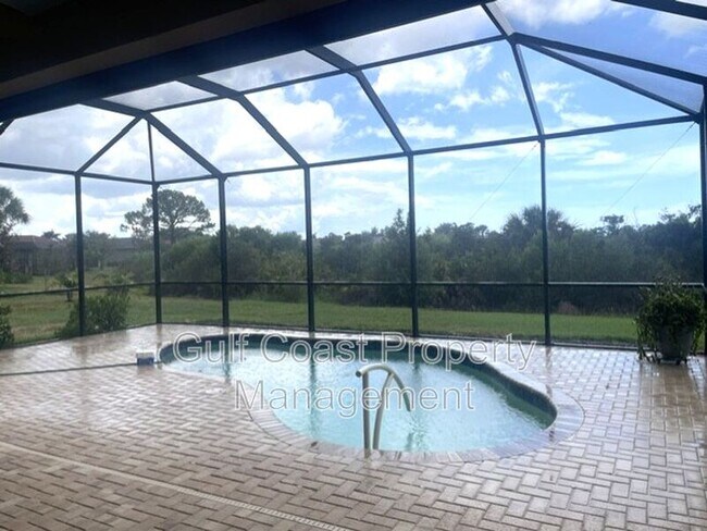 Building Photo - 10485 Crooked Crk Dr