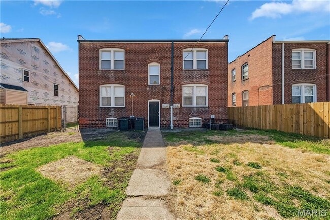 Building Photo - 4643 Evans Ave